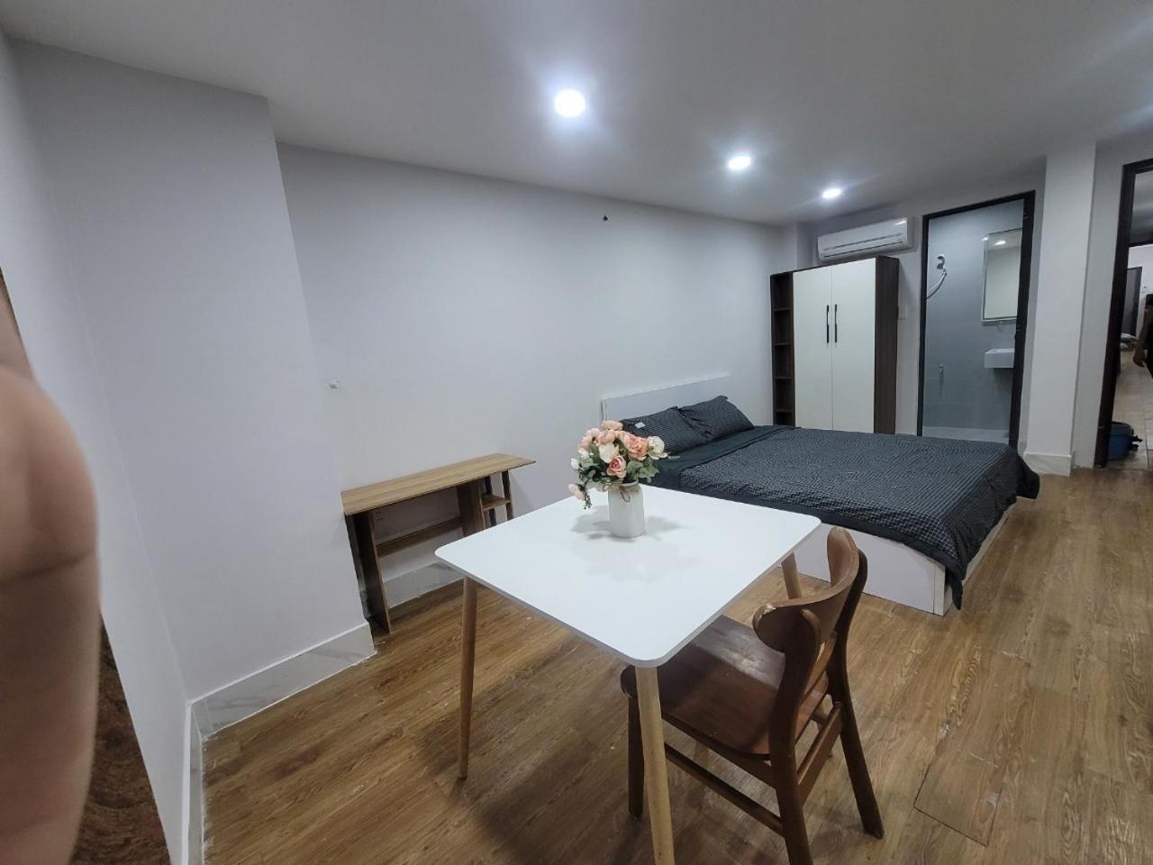 Апартаменти Yen House 2 Хошимін Екстер'єр фото